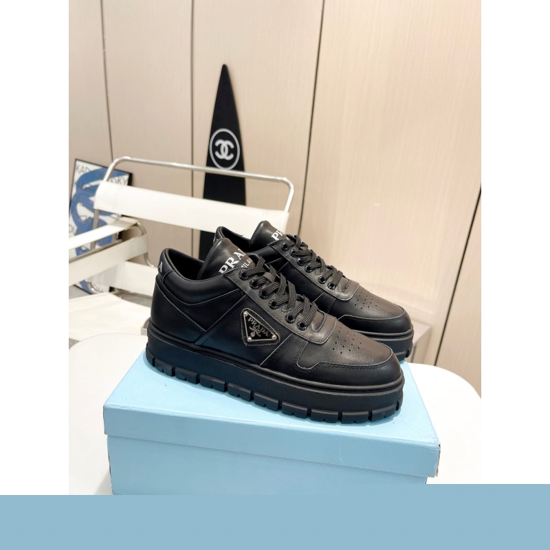 Pra*a casual shoes